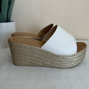 R.Z.X. White Faux Leather Wedge Slide Sandals Woman’s EU38 US7.5
